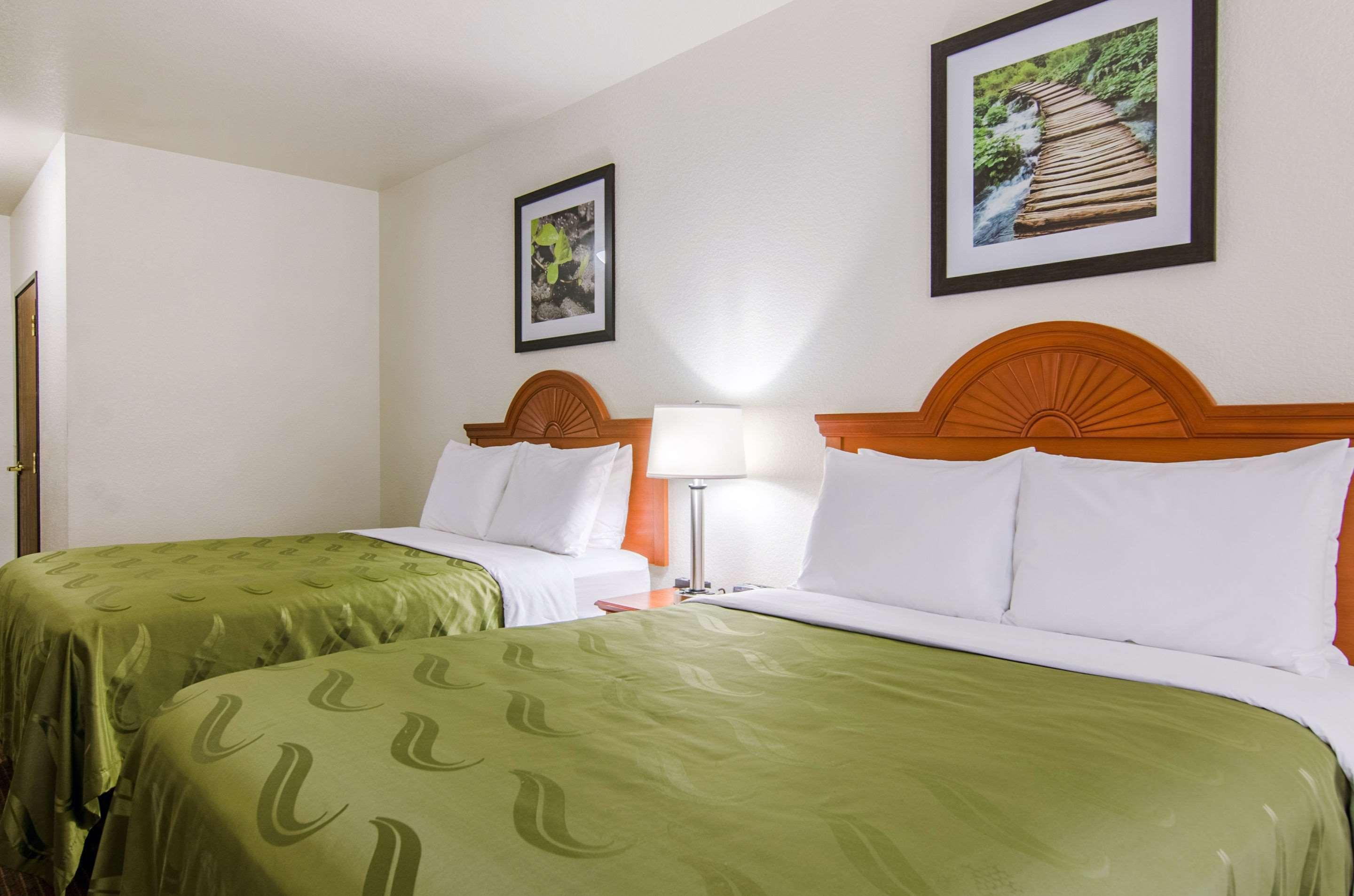 Quality Inn Junction City Near Fort Riley Exteriör bild
