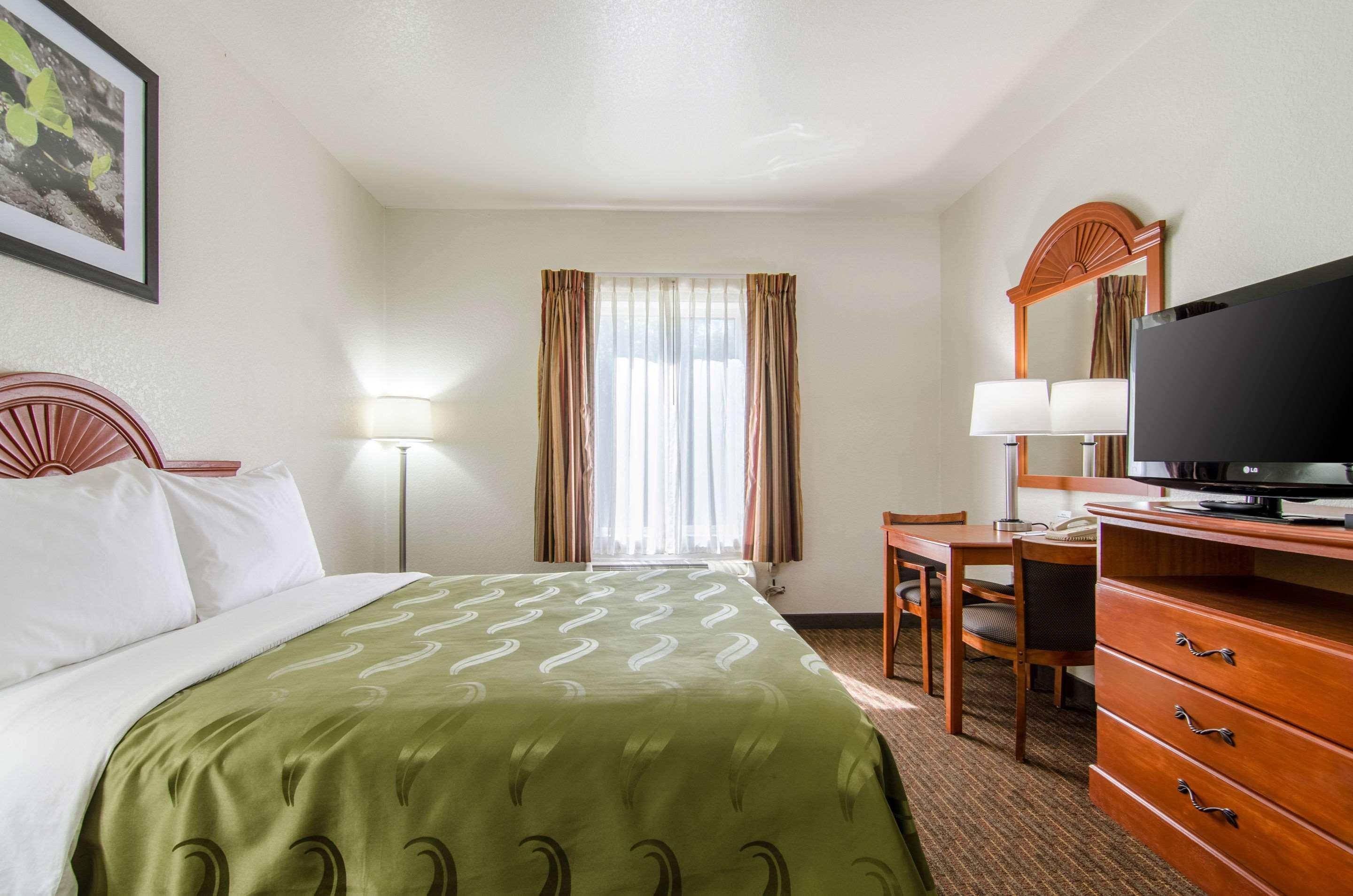Quality Inn Junction City Near Fort Riley Exteriör bild