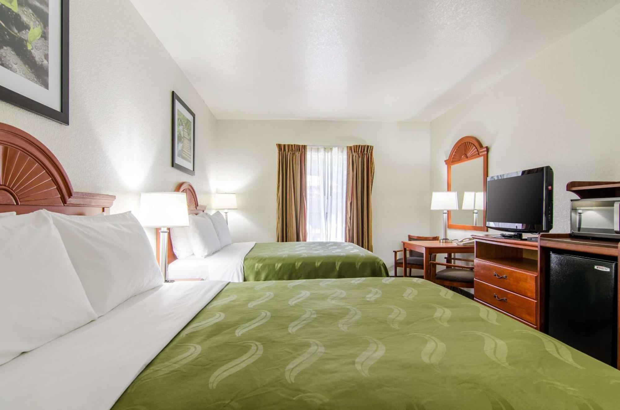 Quality Inn Junction City Near Fort Riley Exteriör bild